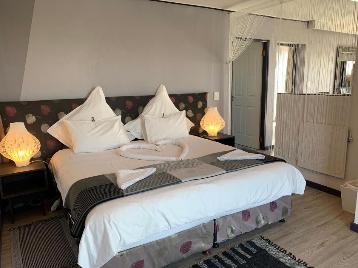 Farr Out Guest House Paternoster Exterior photo