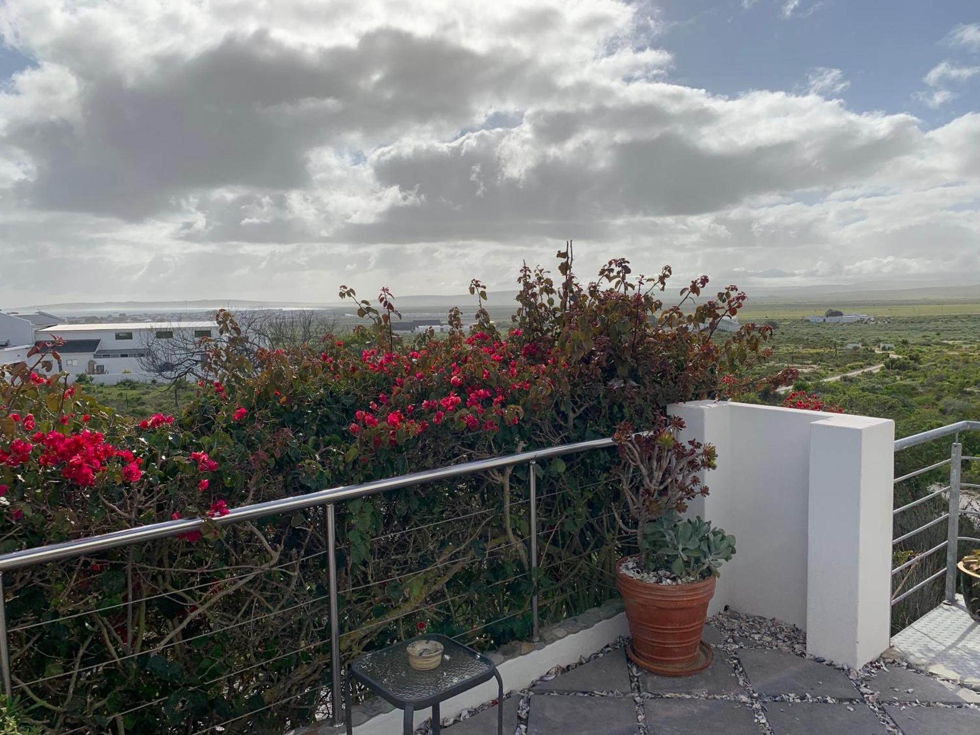 Farr Out Guest House Paternoster Exterior photo